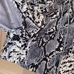 2-Piece snakeskin shorts set 🐍